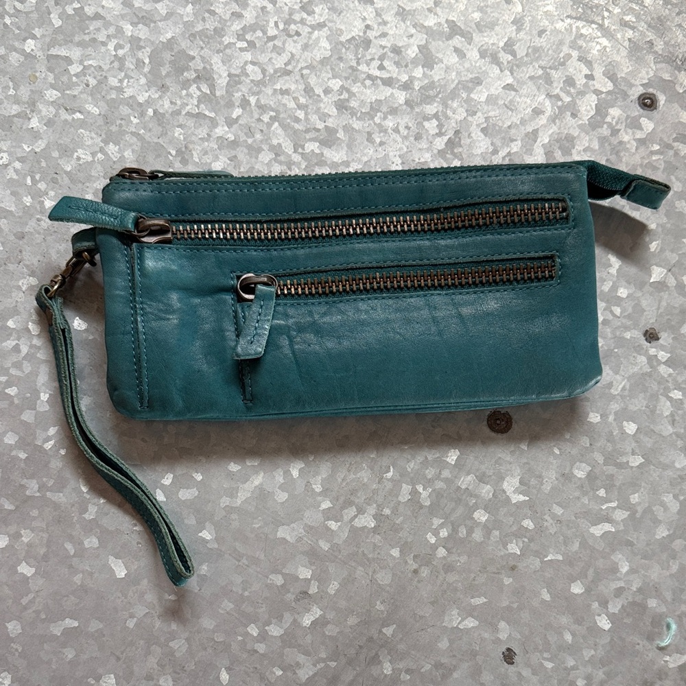 Anthropologie Teal Leather Wristlet Clutch. Holding Horses 🐎